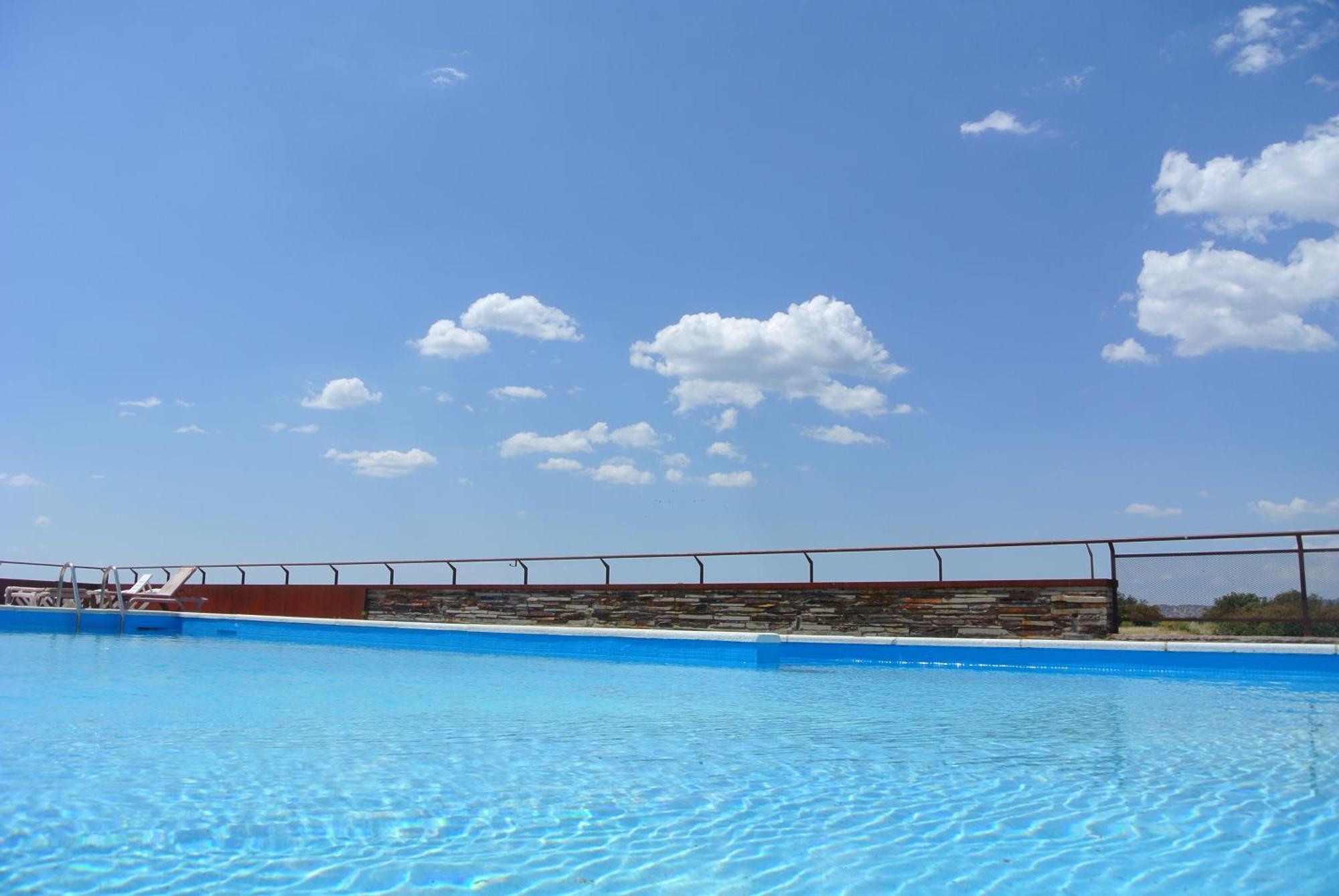 מלון Torrejón el Rubio Hospederia Parque De Monfraguee מראה חיצוני תמונה