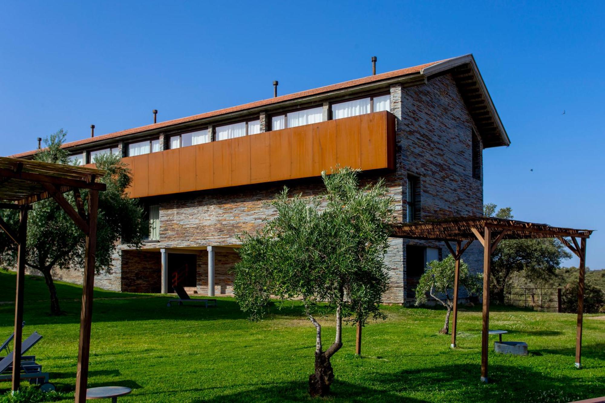 מלון Torrejón el Rubio Hospederia Parque De Monfraguee מראה חיצוני תמונה
